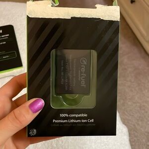 Rechargeable DSLR camera battery